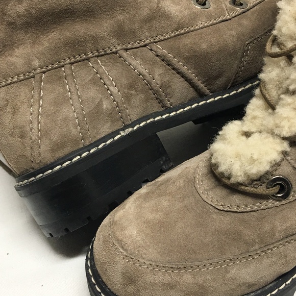 Stuart Weitzman boots 🥶 - Picture 6 of 6